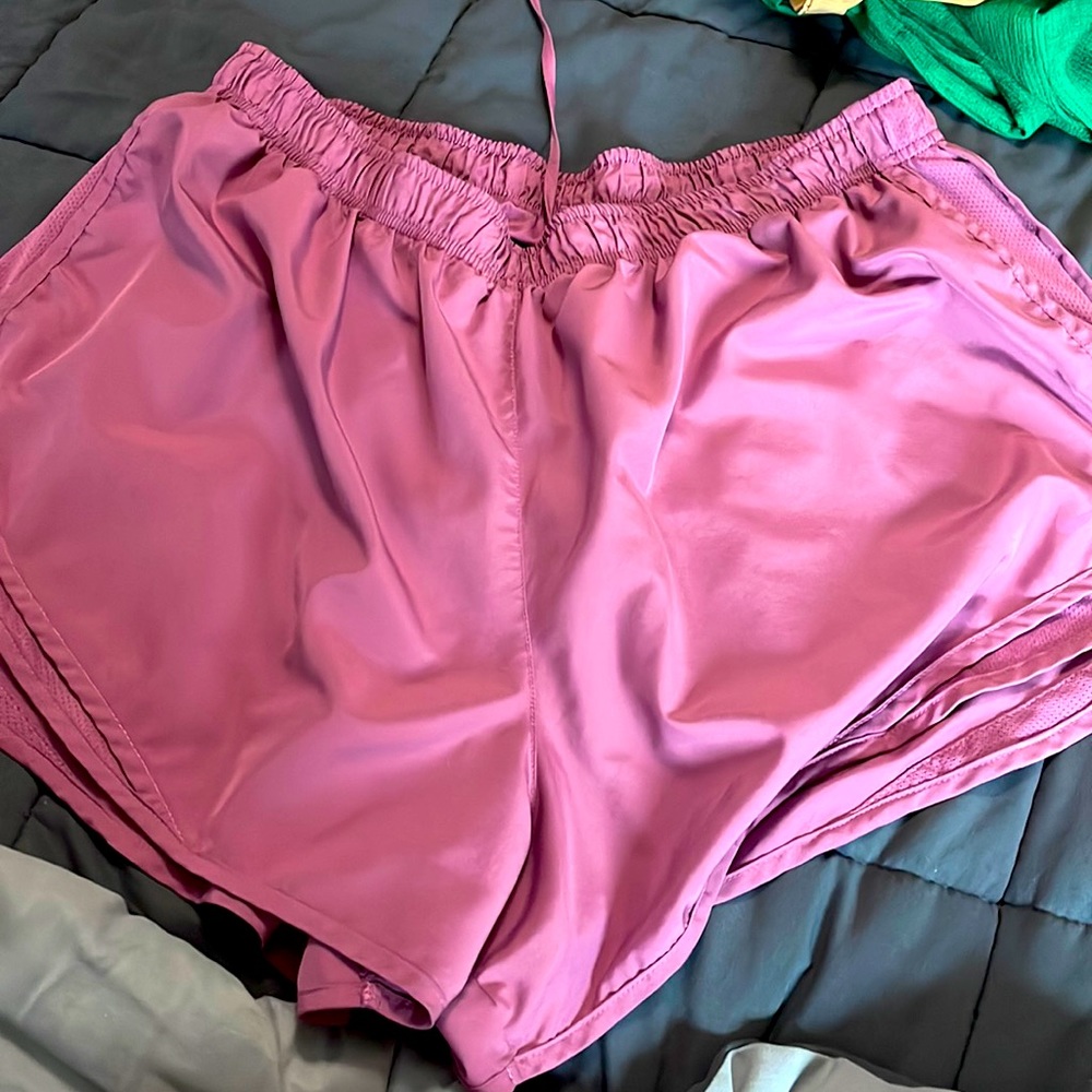 Nike plus size 2x Shorts purple athletic running shorts dri fit
